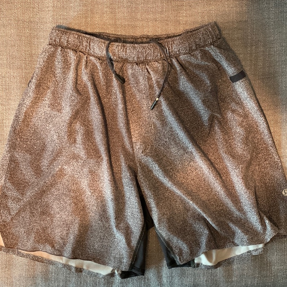Lululemon Men’s Surge Lined Short 6"